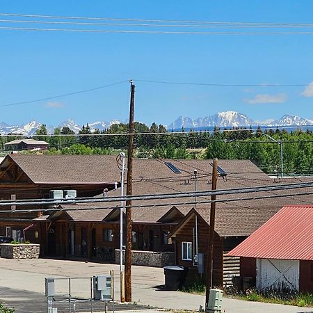 Wallace Bnb Пайндейл Екстериор снимка